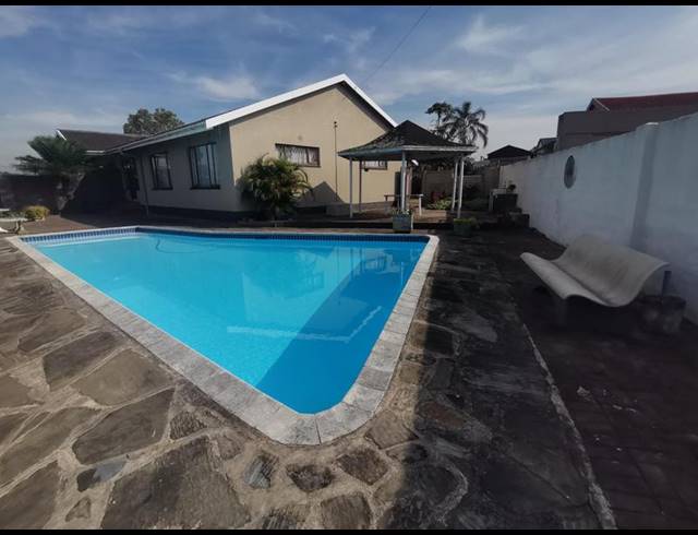 1 BEDROOM PROPERTY TO RENT IN ATHOLL HEIGHTS